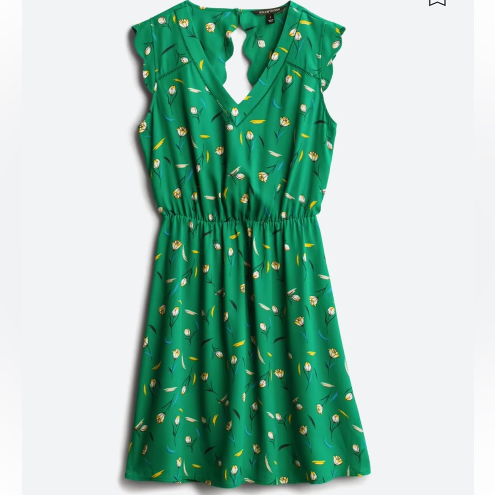 41 Hawthorn Midnight Scallop Detail Dress, Green.